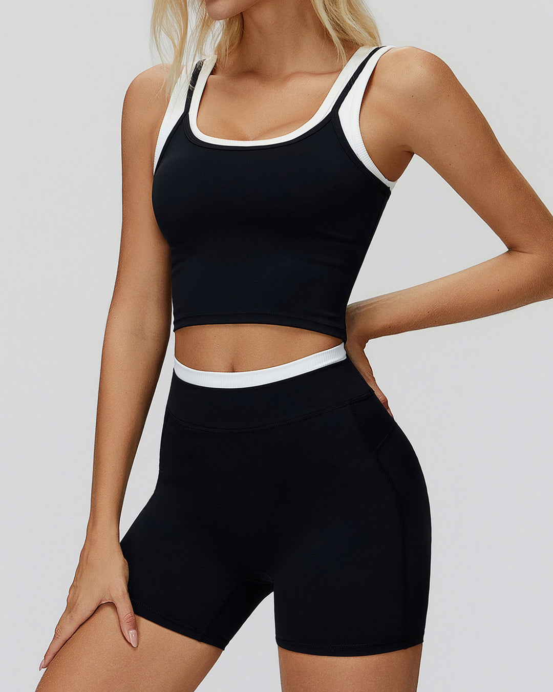 Alessia Crop Top - Black