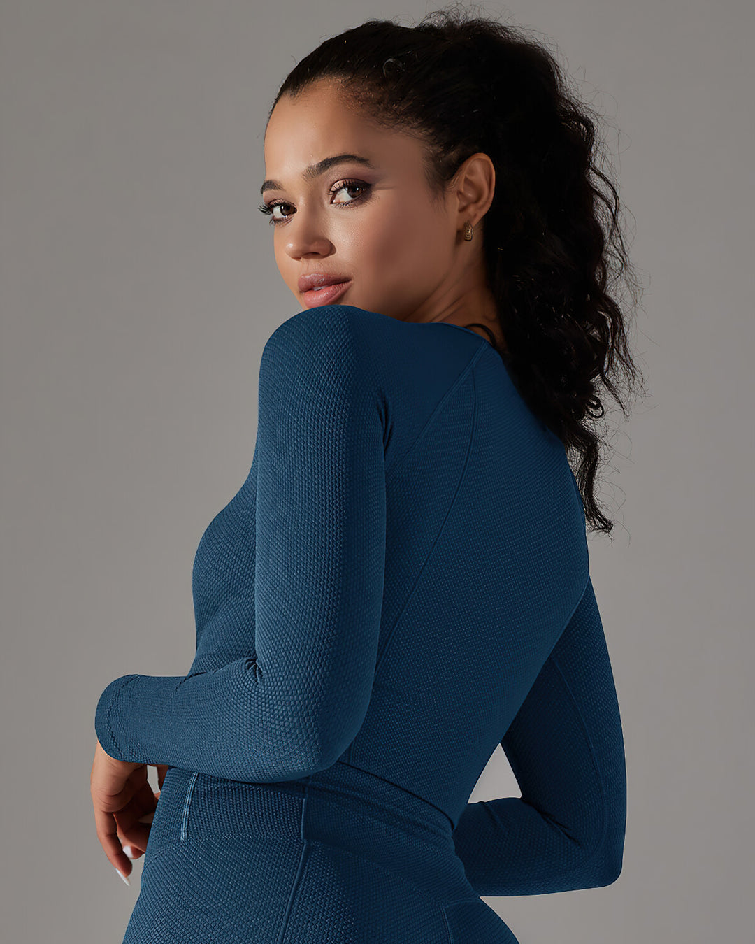 Alodia Long Sleeve - Blue