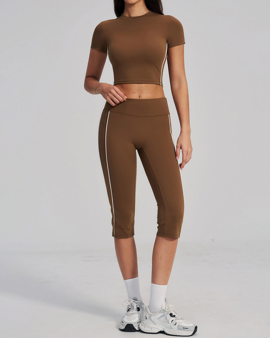 Alora Crop Tee - Brown