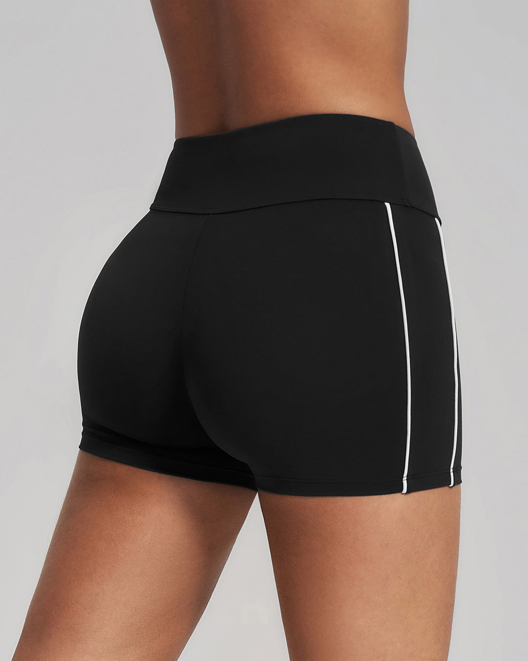 Alora Seamless Shorts - Black White