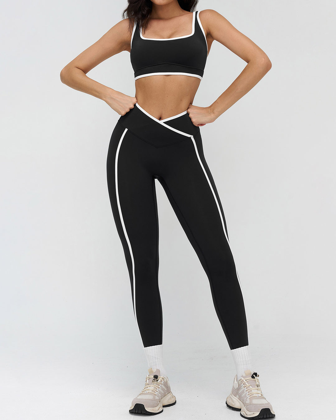 Anika Active Bra - Black