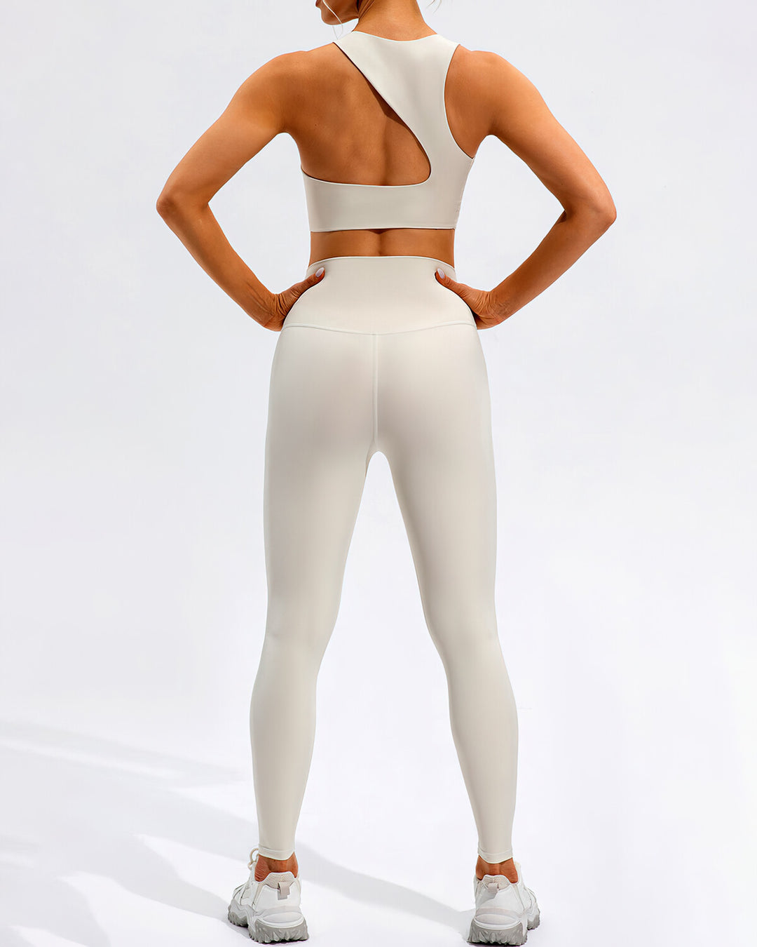 Cassandra Sports Bra - Beige