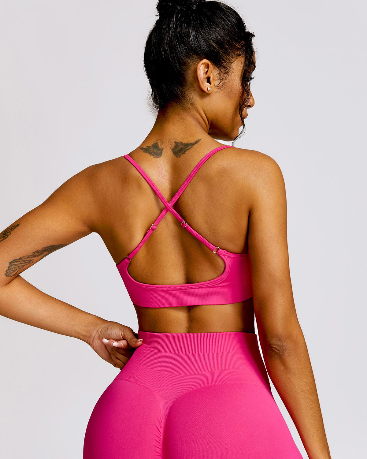 Cecilia Sports Bra - Fuchsia