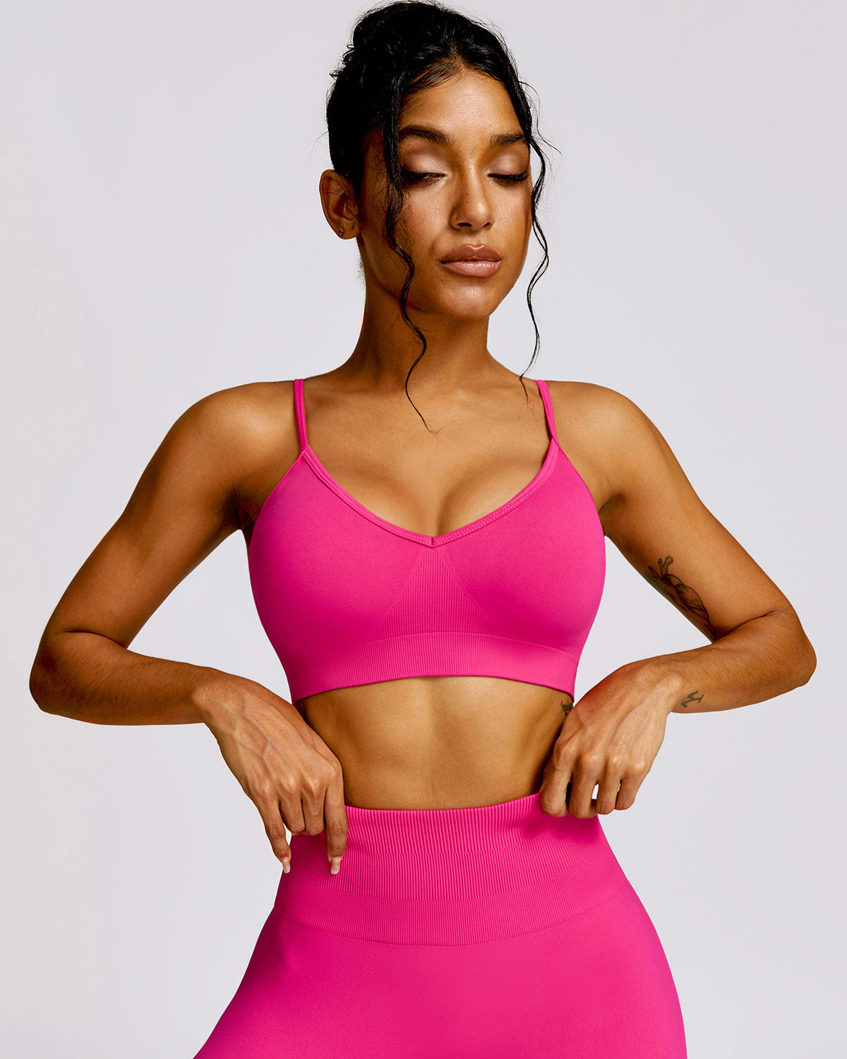 Cecilia Sports Bra - Fuchsia