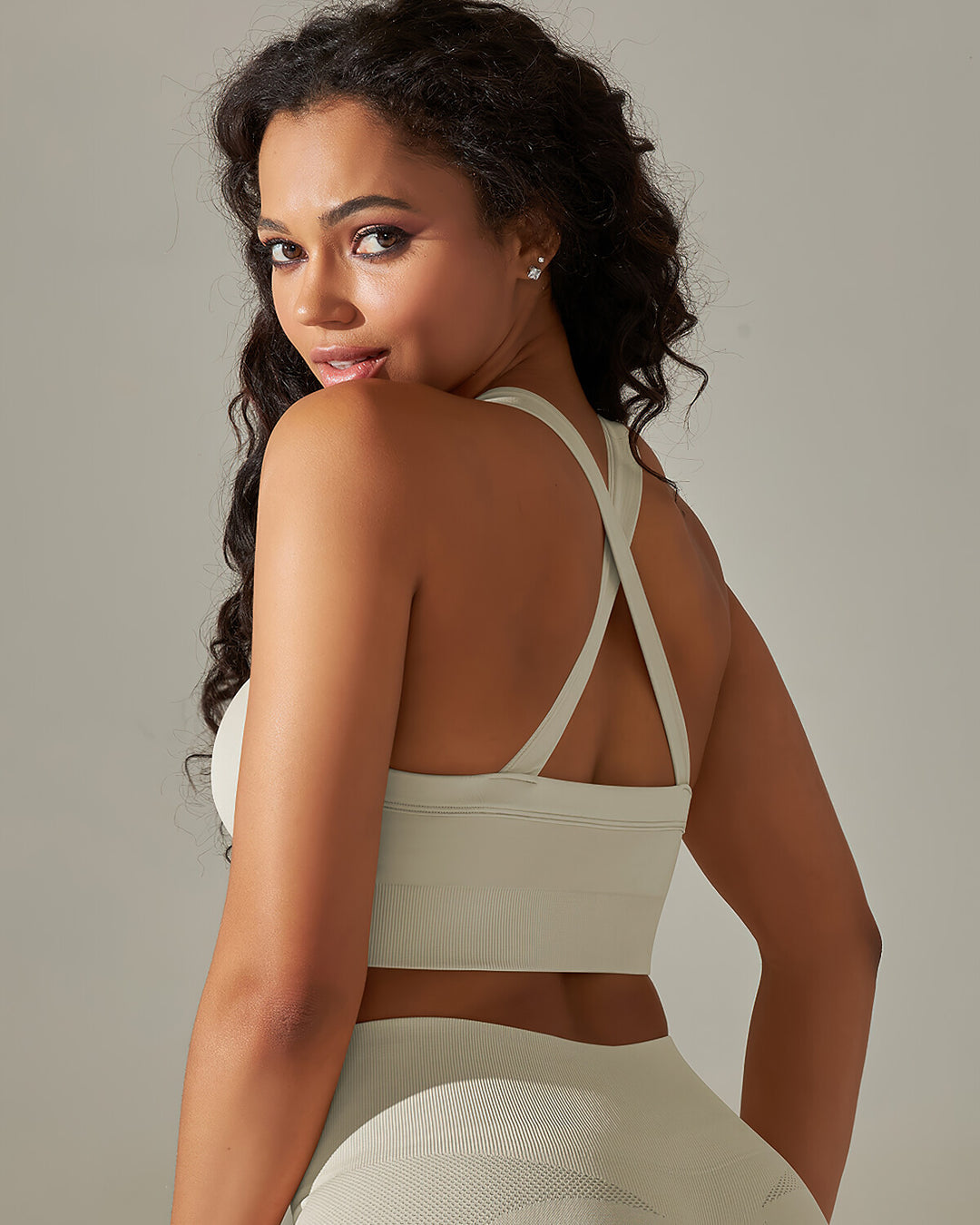Cleo Crossback Sports Bra - Light Grey
