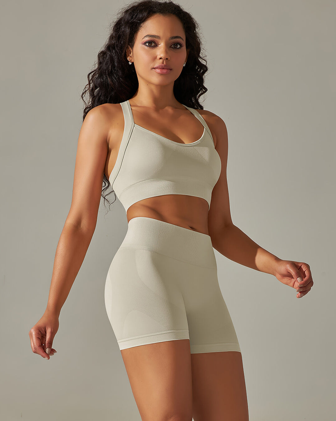 Cleo Crossback Sports Bra - Light Grey