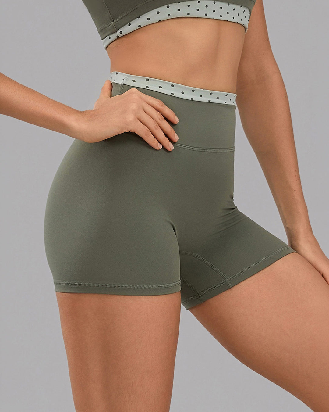 Denara Shorts - Green