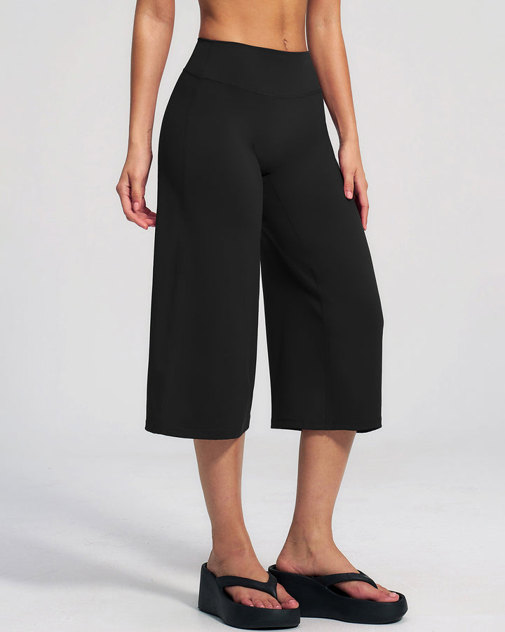 Draya Seamless Capri - Black