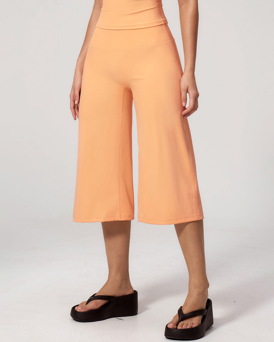 Draya Seamless Capri - Peach