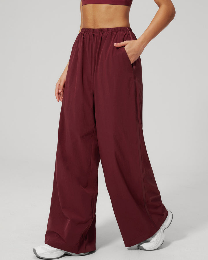 Farah Sweatpants - Cherry Red
