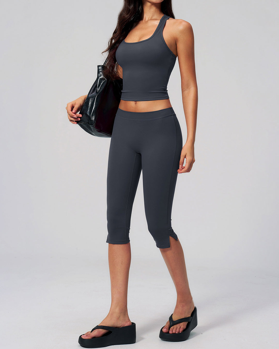 Halo Seamless Capri - Charcoal
