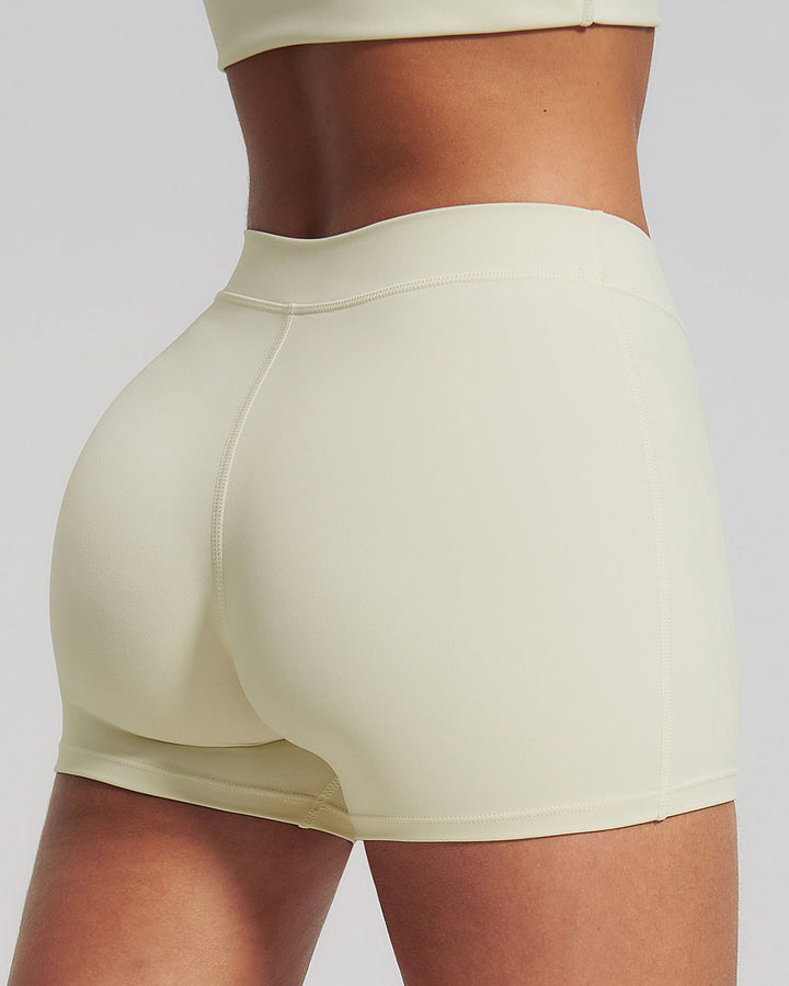 Halo Seamless Shorts - Cream