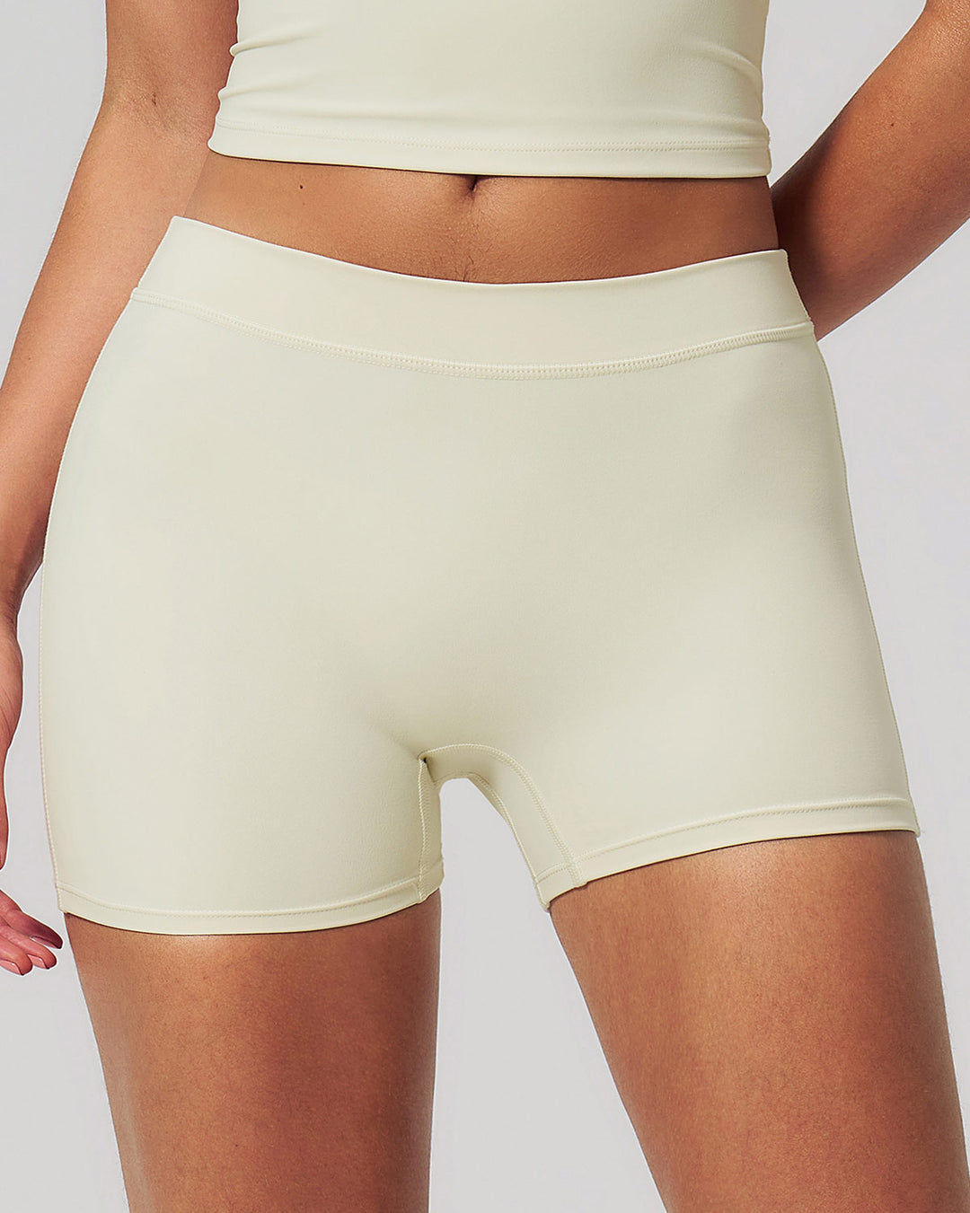 Halo Seamless Shorts - Cream