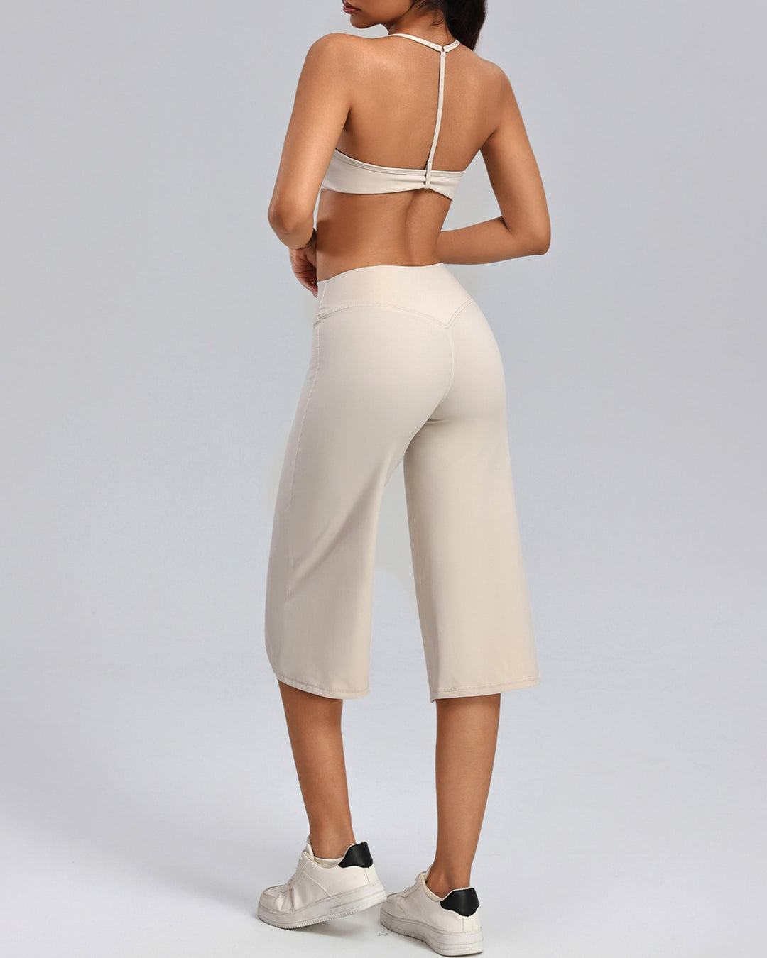Haniya Seamless Capri - Beige