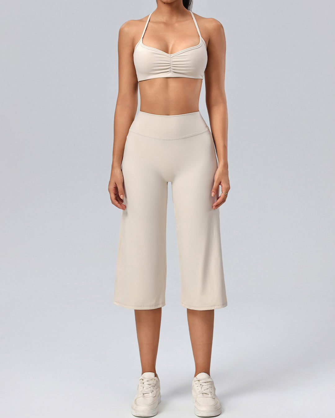 Haniya Seamless Capri - Beige