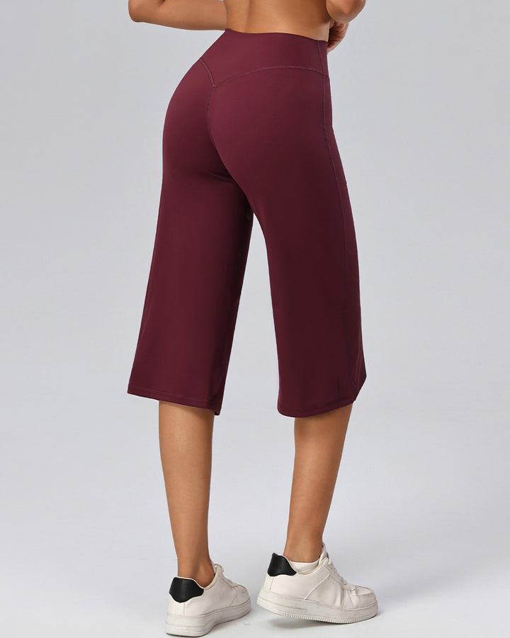 Haniya Seamless Capri - Burgundy