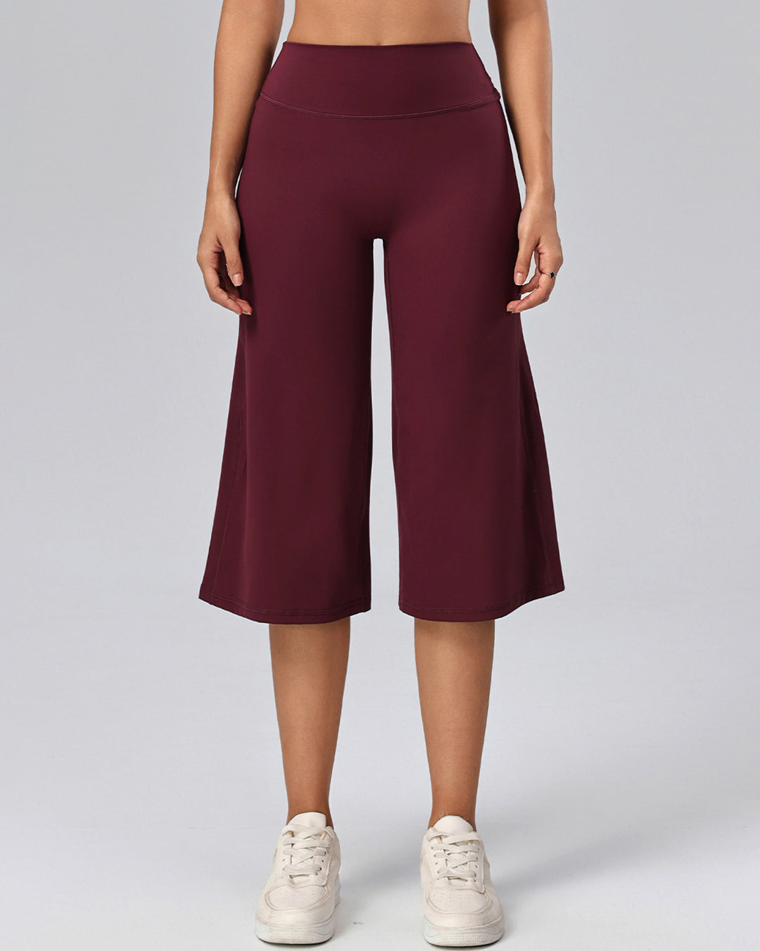 Haniya Seamless Capri - Burgundy