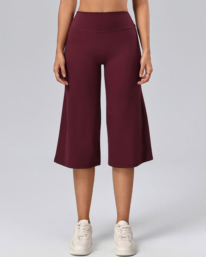 Haniya Seamless Capri - Burgundy
