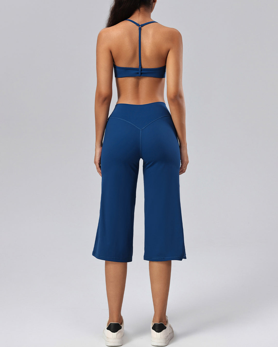 Haniya Seamless Capri - Navy