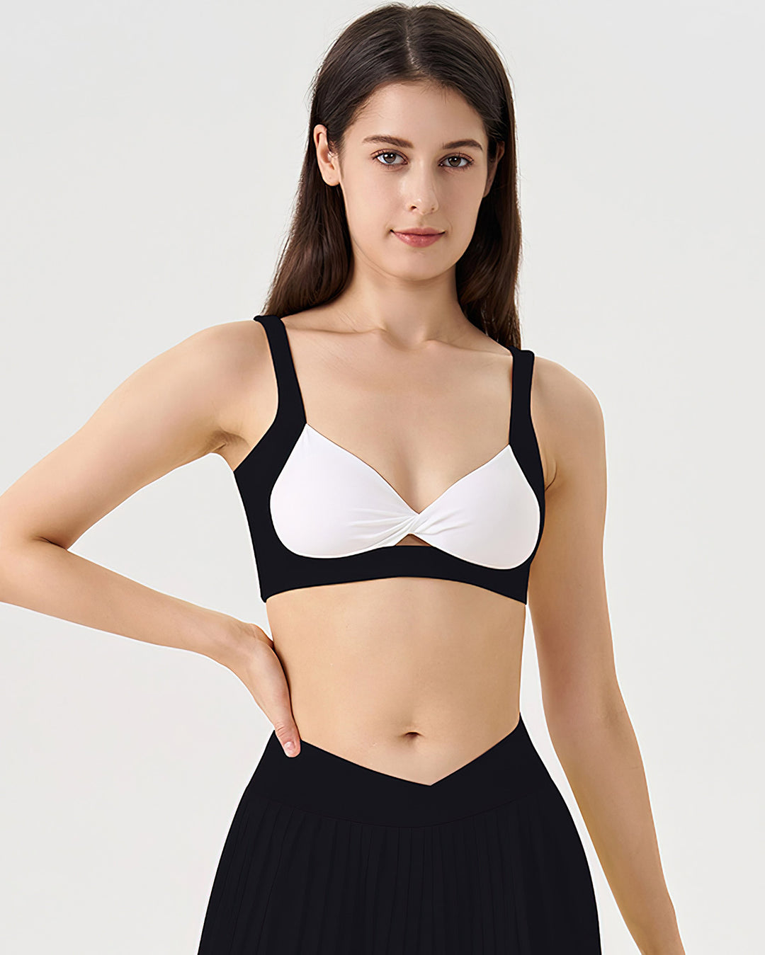 Helena Sports Bra - Black