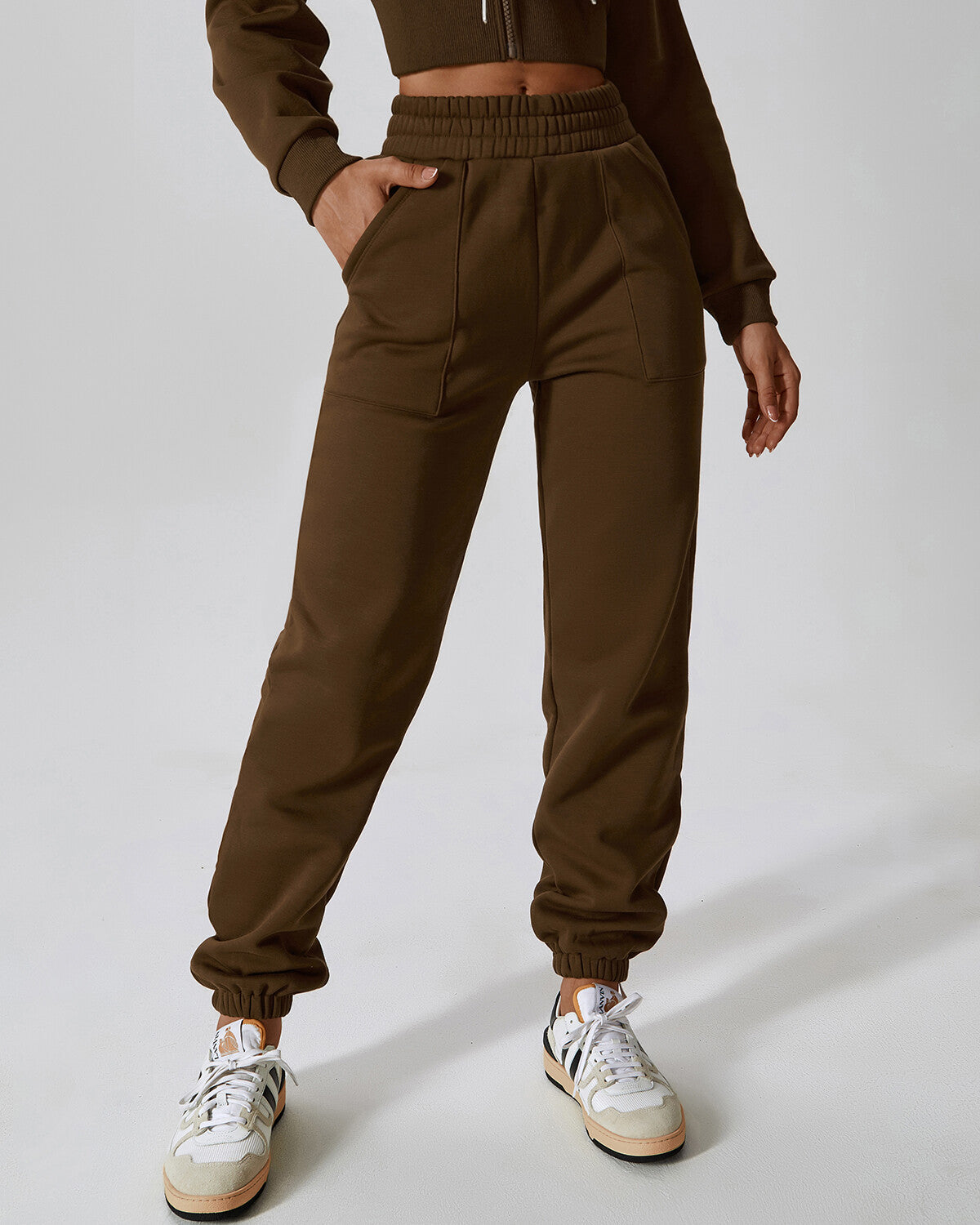 Henley Relaxed Fit Jogger - Brown