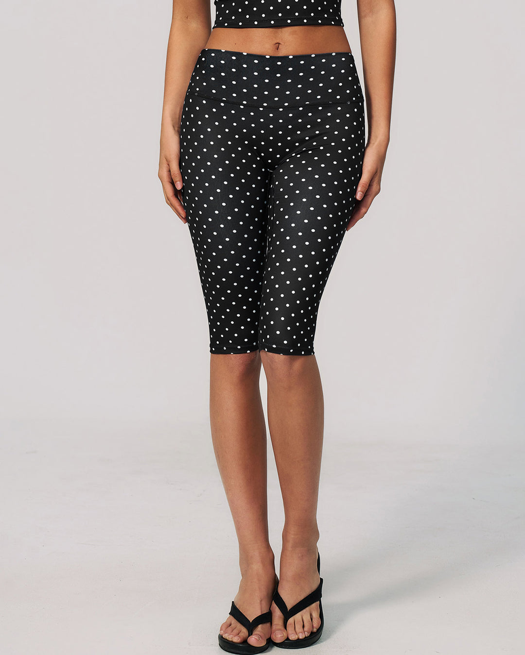 Maribel Capri - Black