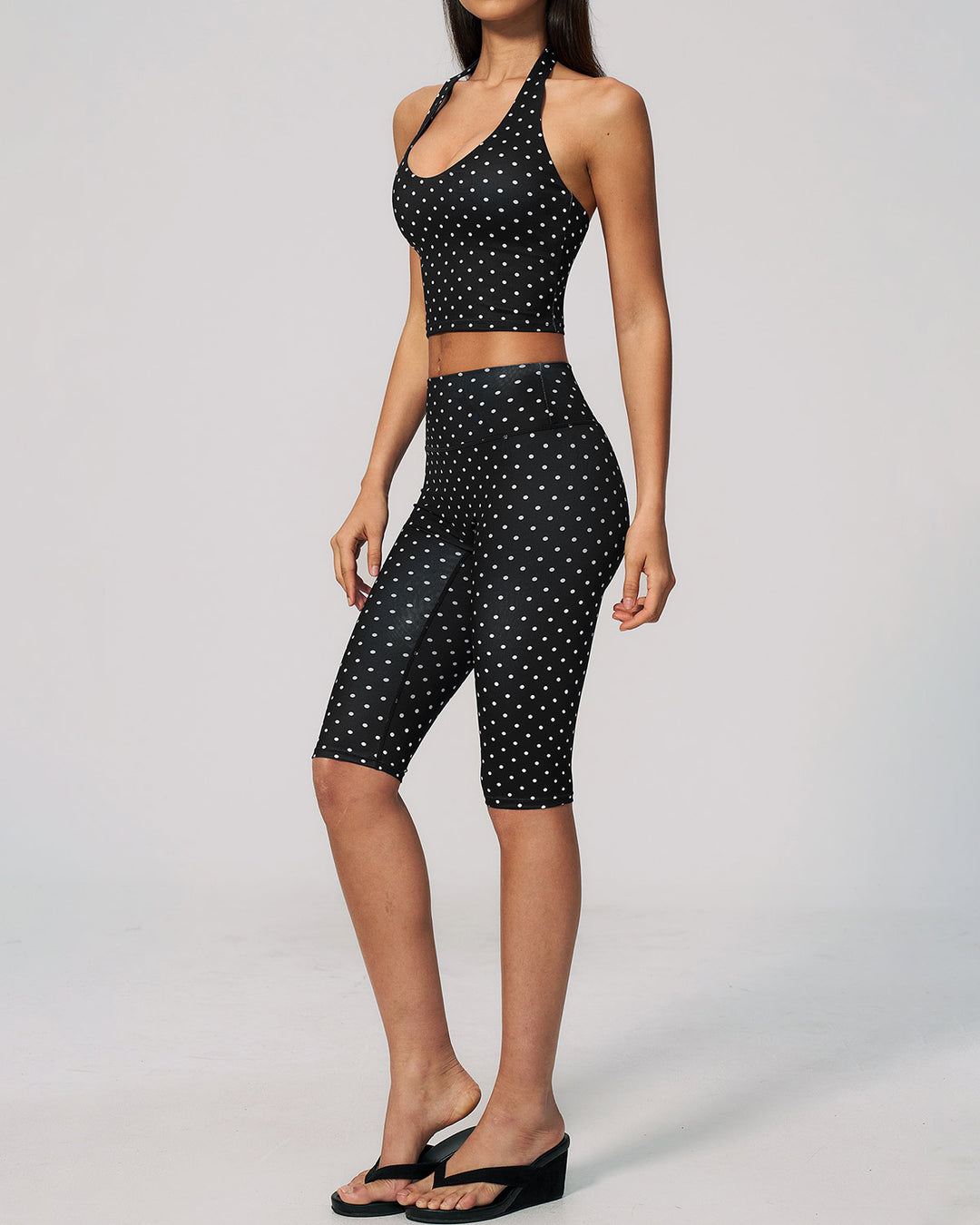 Maribel Capri - Black