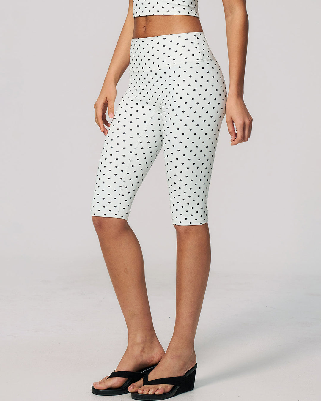 Maribel Capri - White