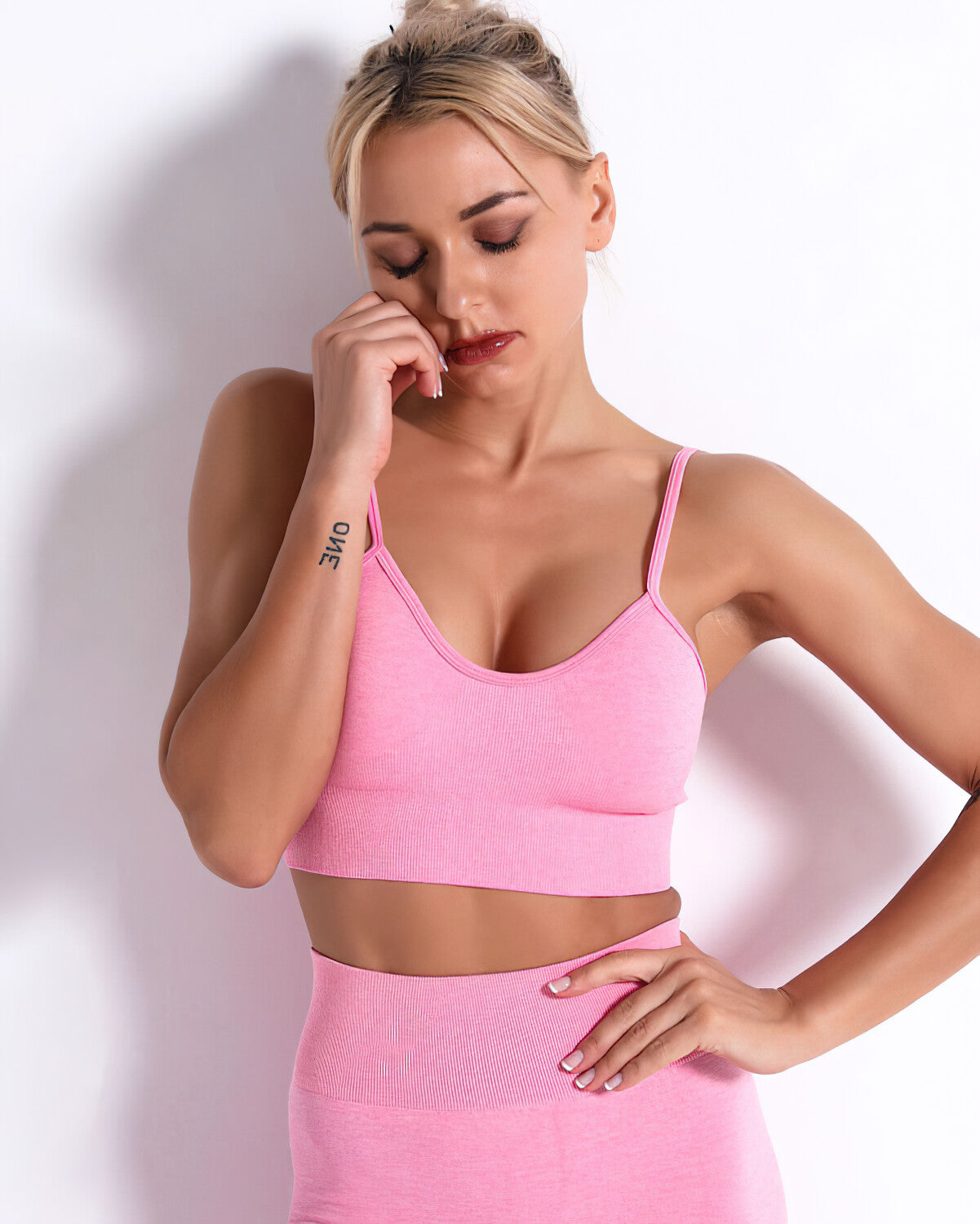 Mikaela Sports Bra - Pink