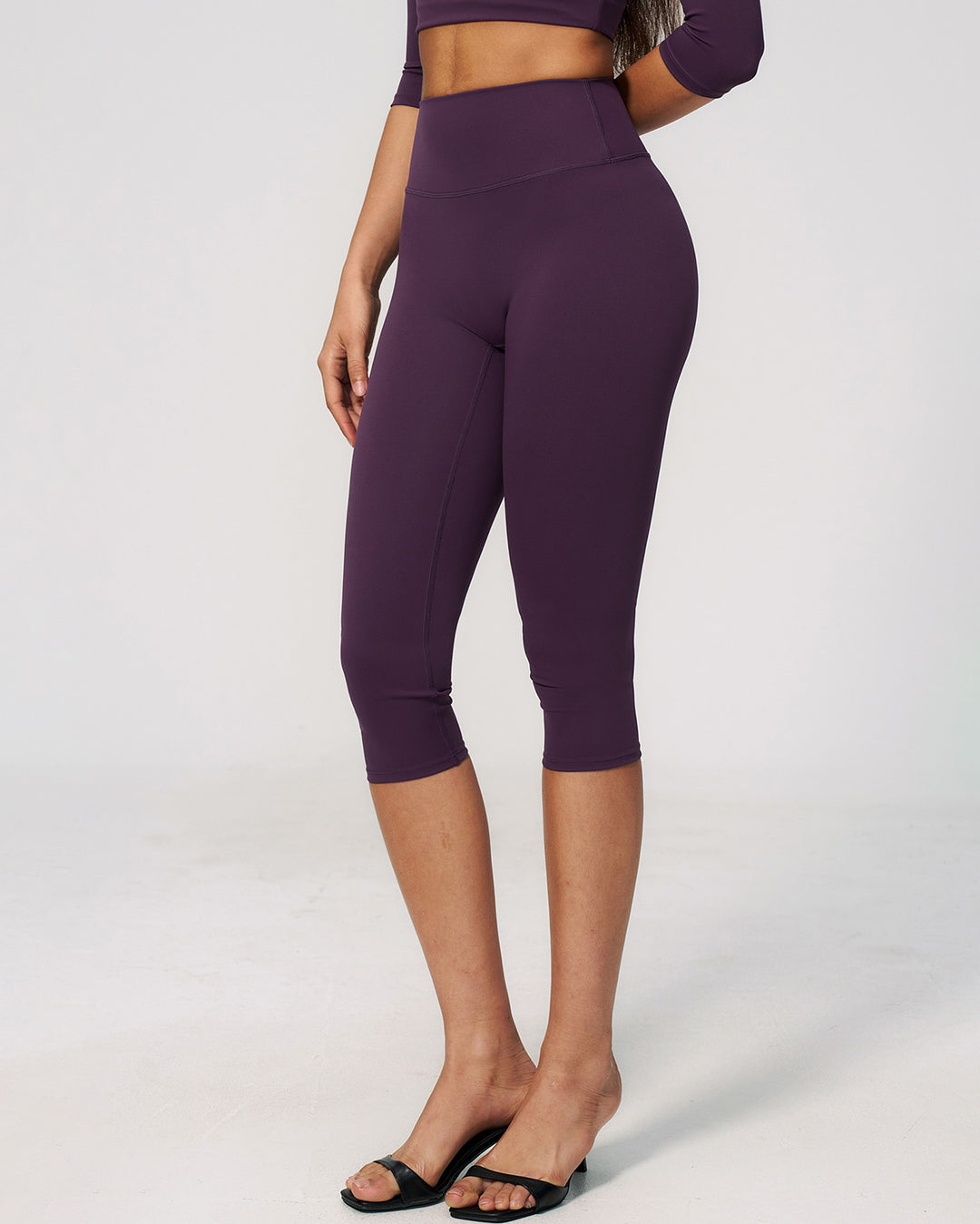 Mireya Seamless Capri - Aubergine