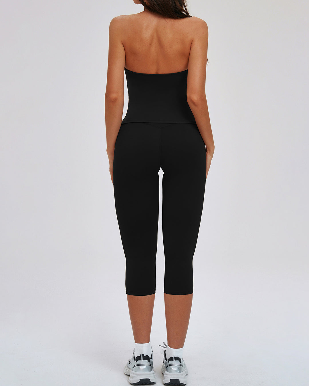 Mireya Seamless Capri - Black