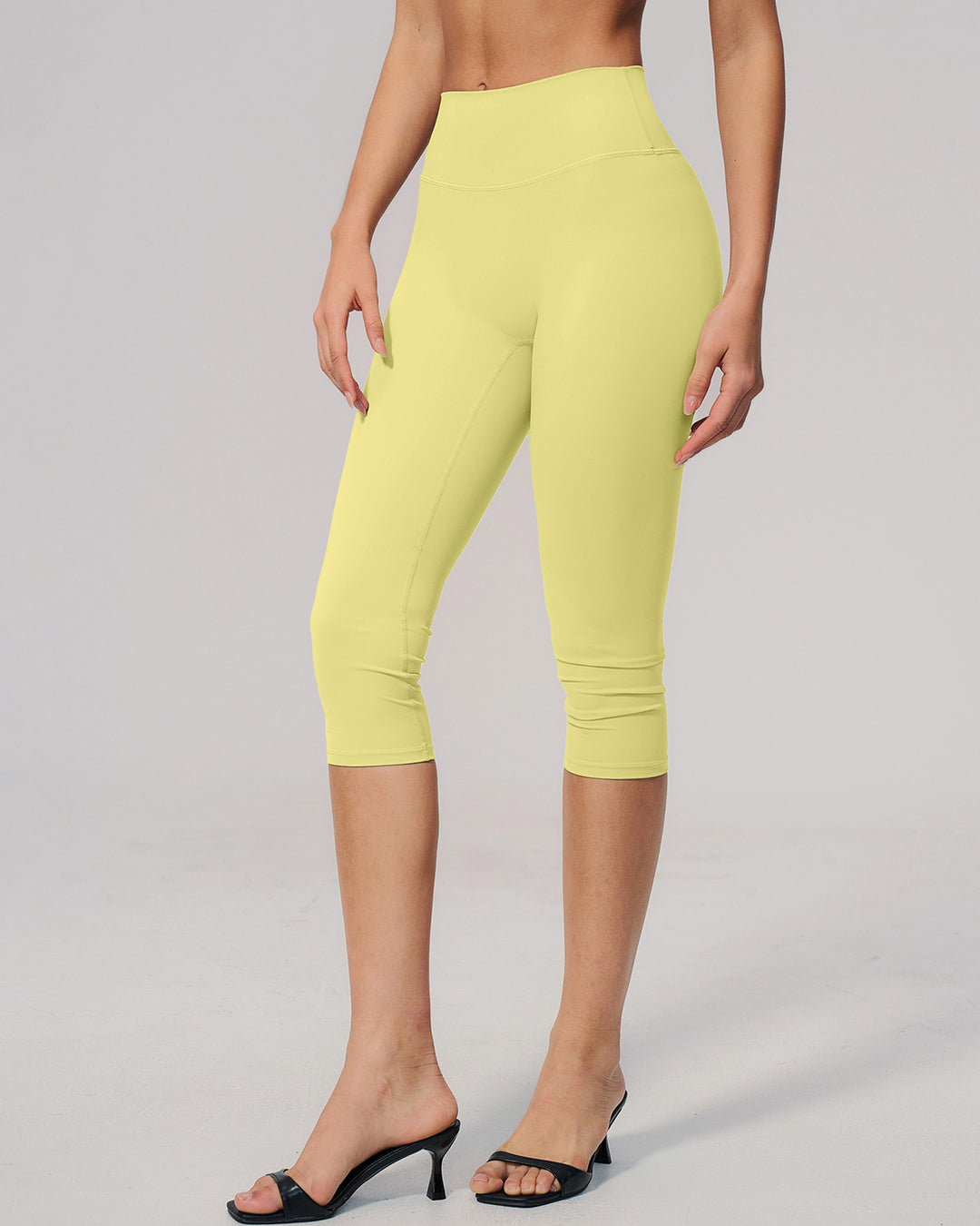 Mireya Seamless Capri - Buttercream