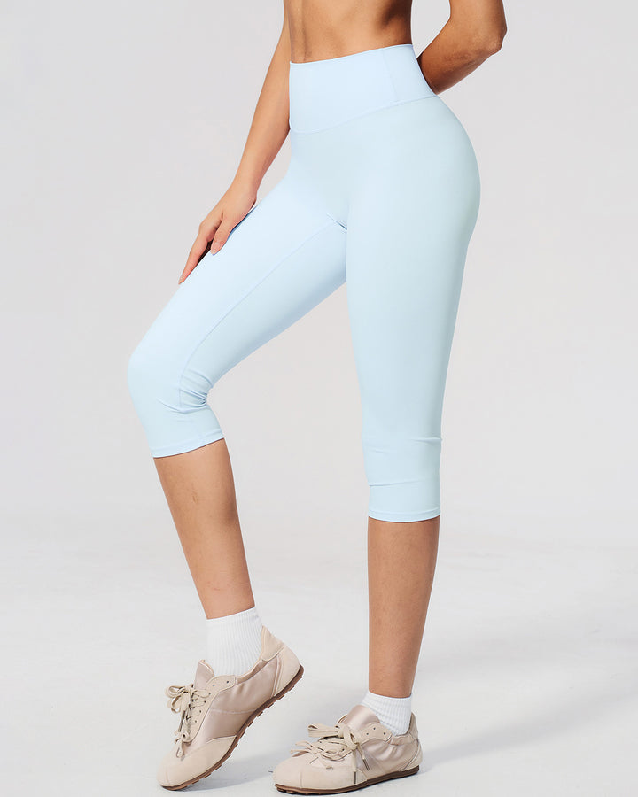 Mireya Seamless Capri - Ice Blue