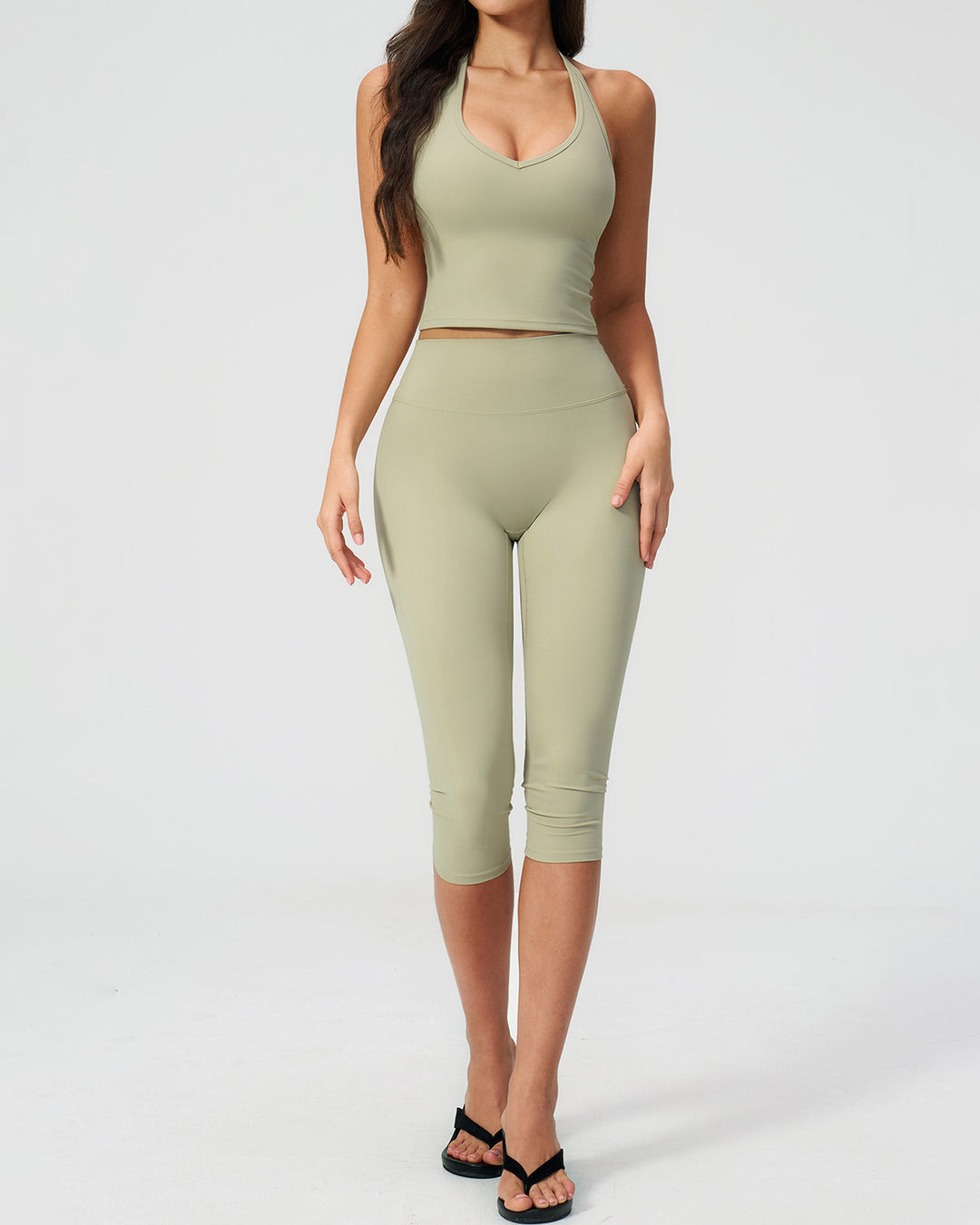 Mireya Seamless Capri - Olive