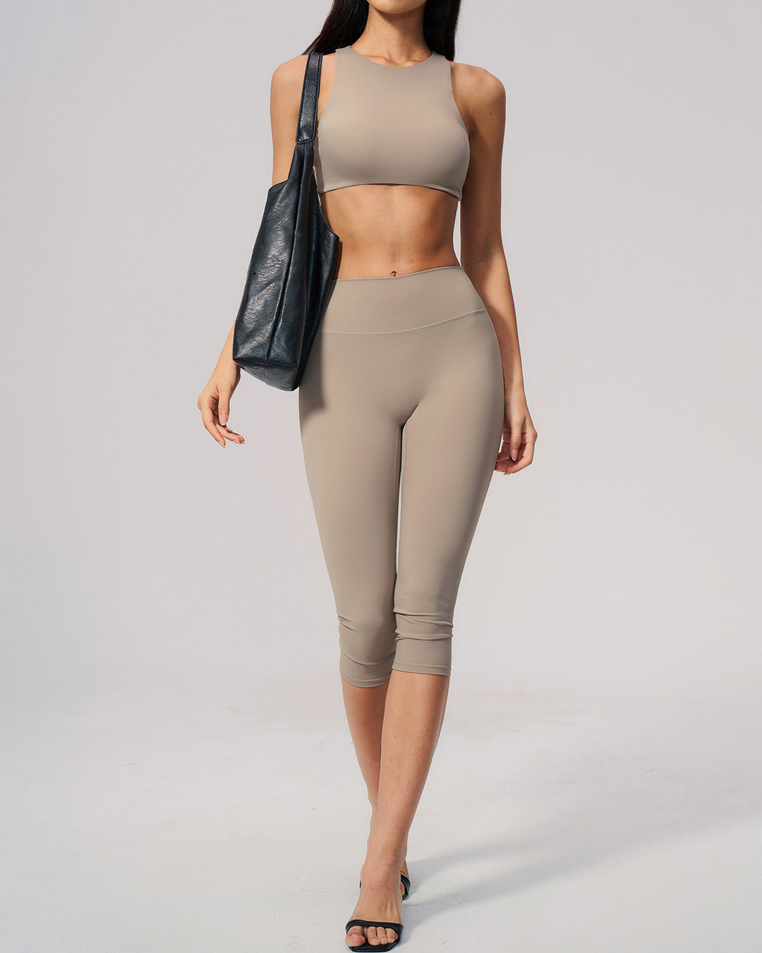 Mireya Seamless Capri - Sandstone