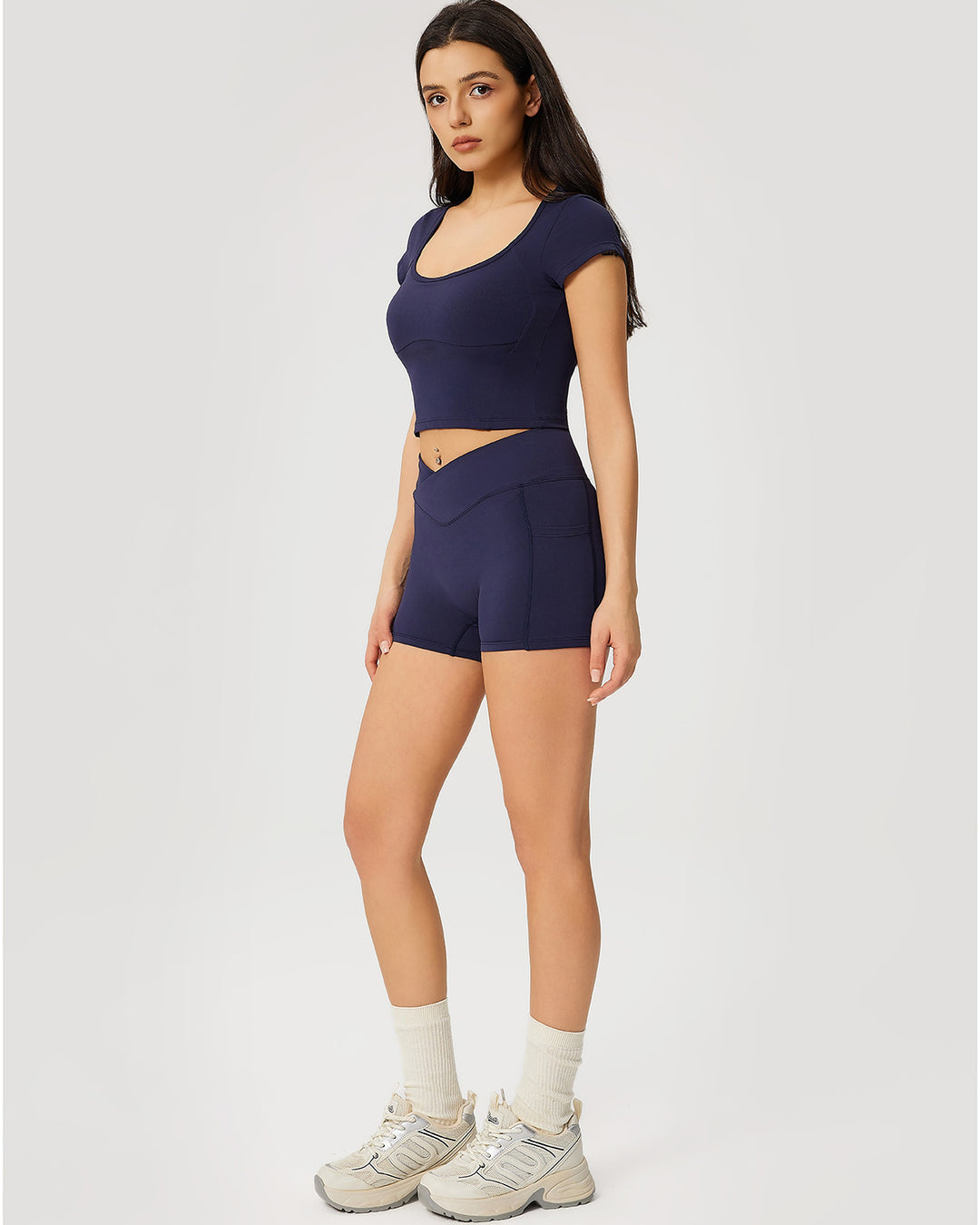 Neriah Pocket Shorts - Navy