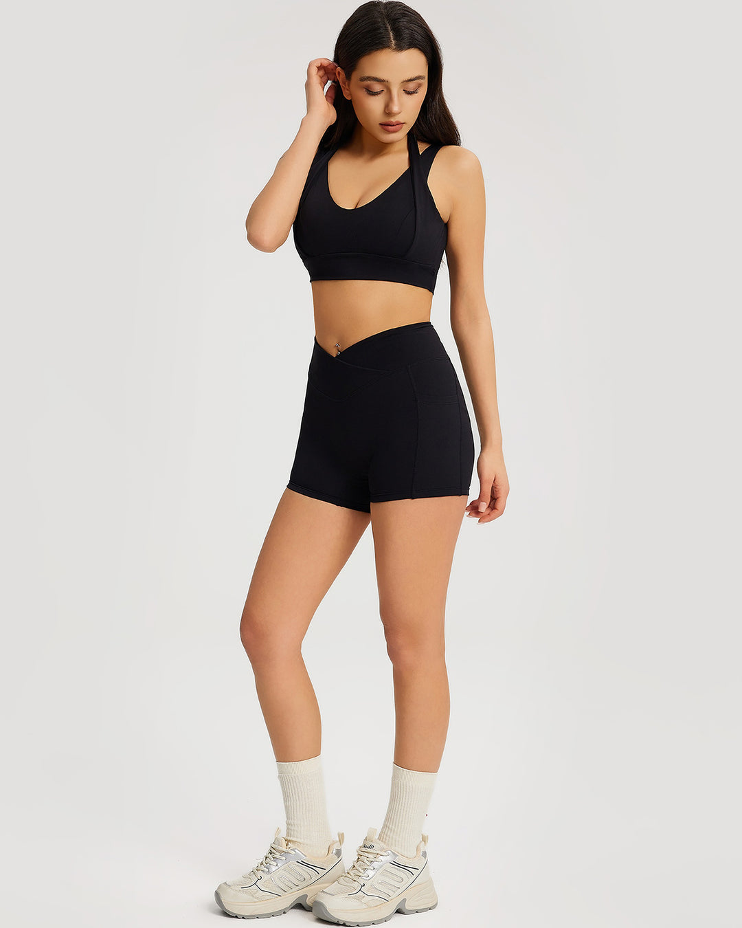 Neriah Sports Bra - Black