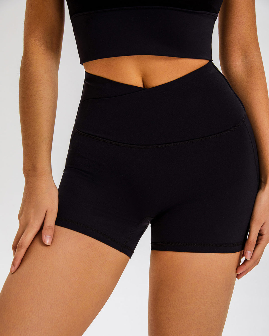 Nola Seamless Shorts - Black