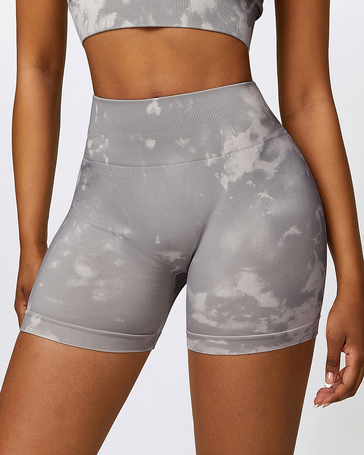 Nova Seamless Scrunch Shorts - Grey
