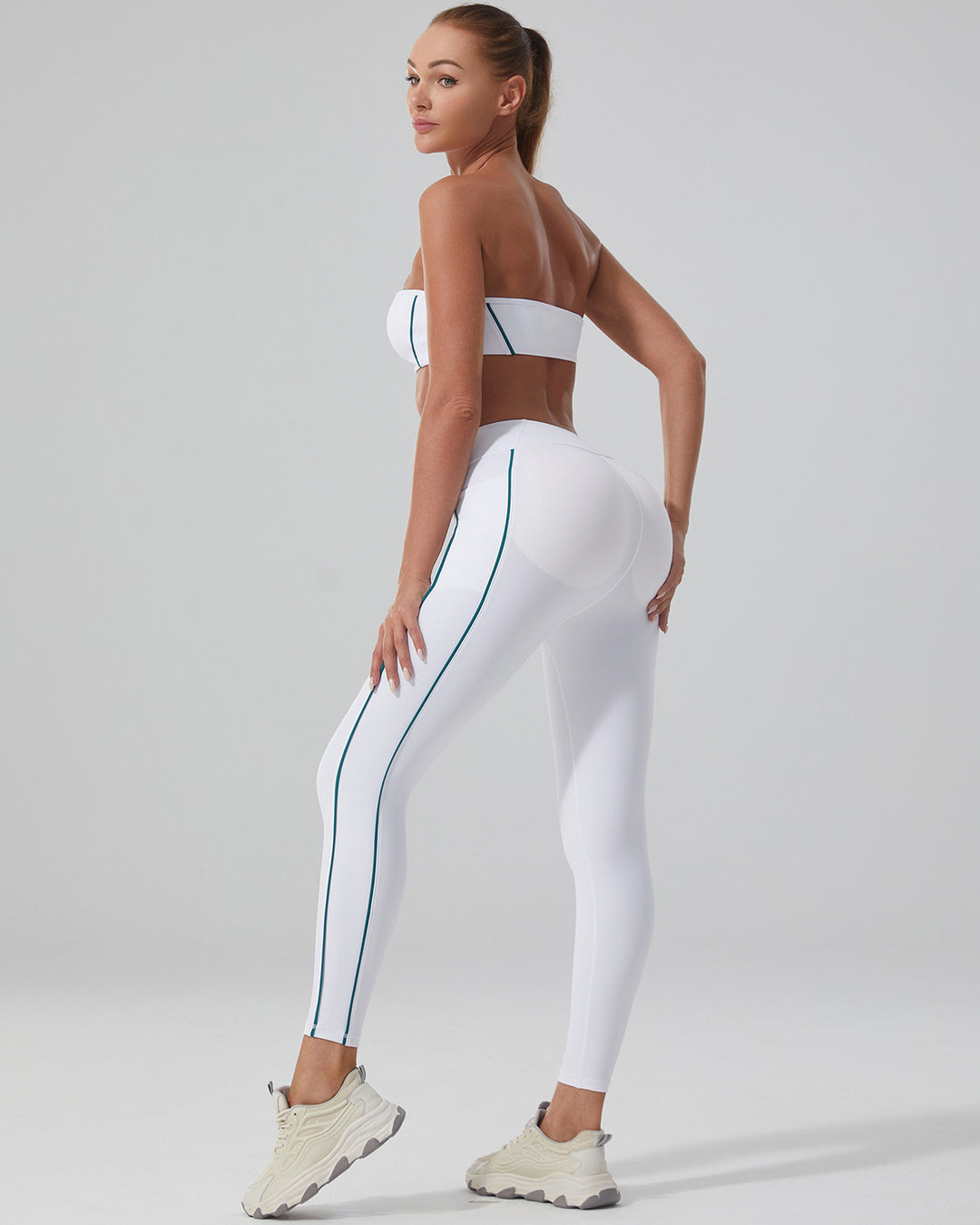 Pearl Seamless Leggings - White