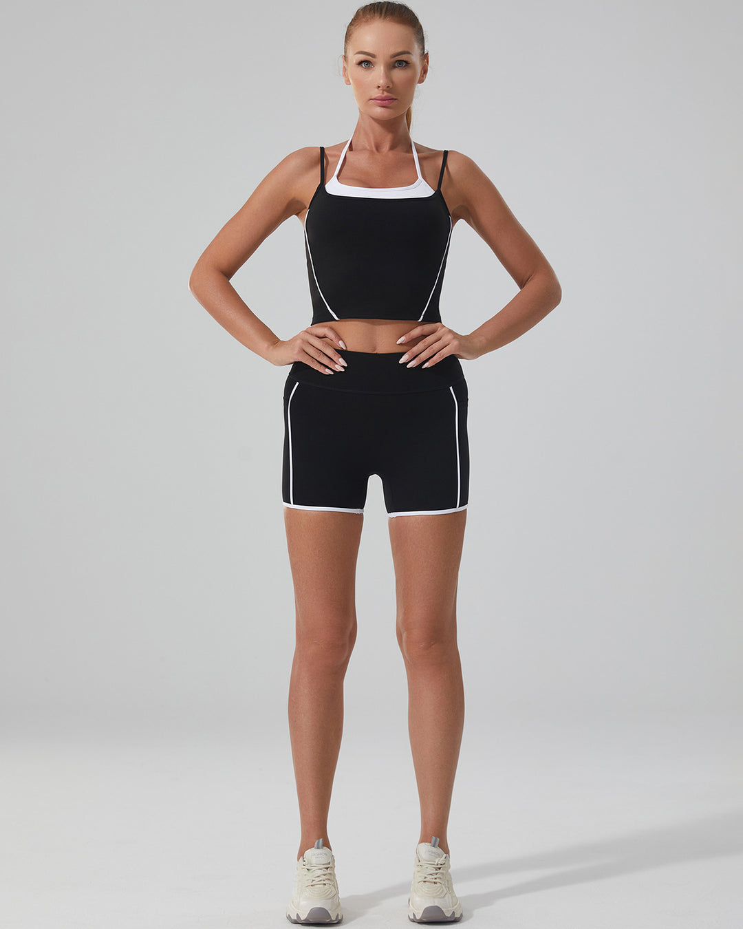 Pearl Seamless Shorts - Black