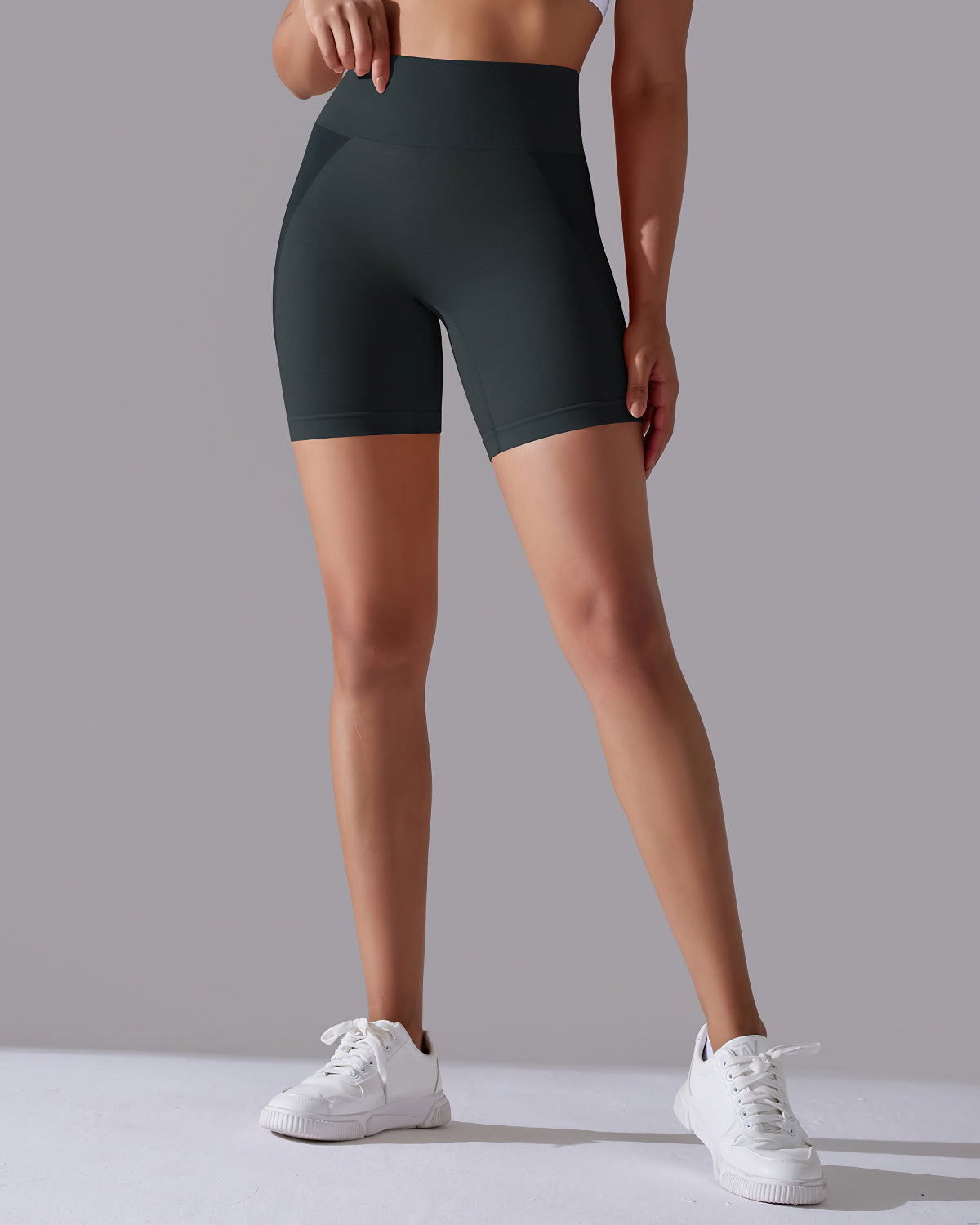 Stella Seamless Shorts - Graphite