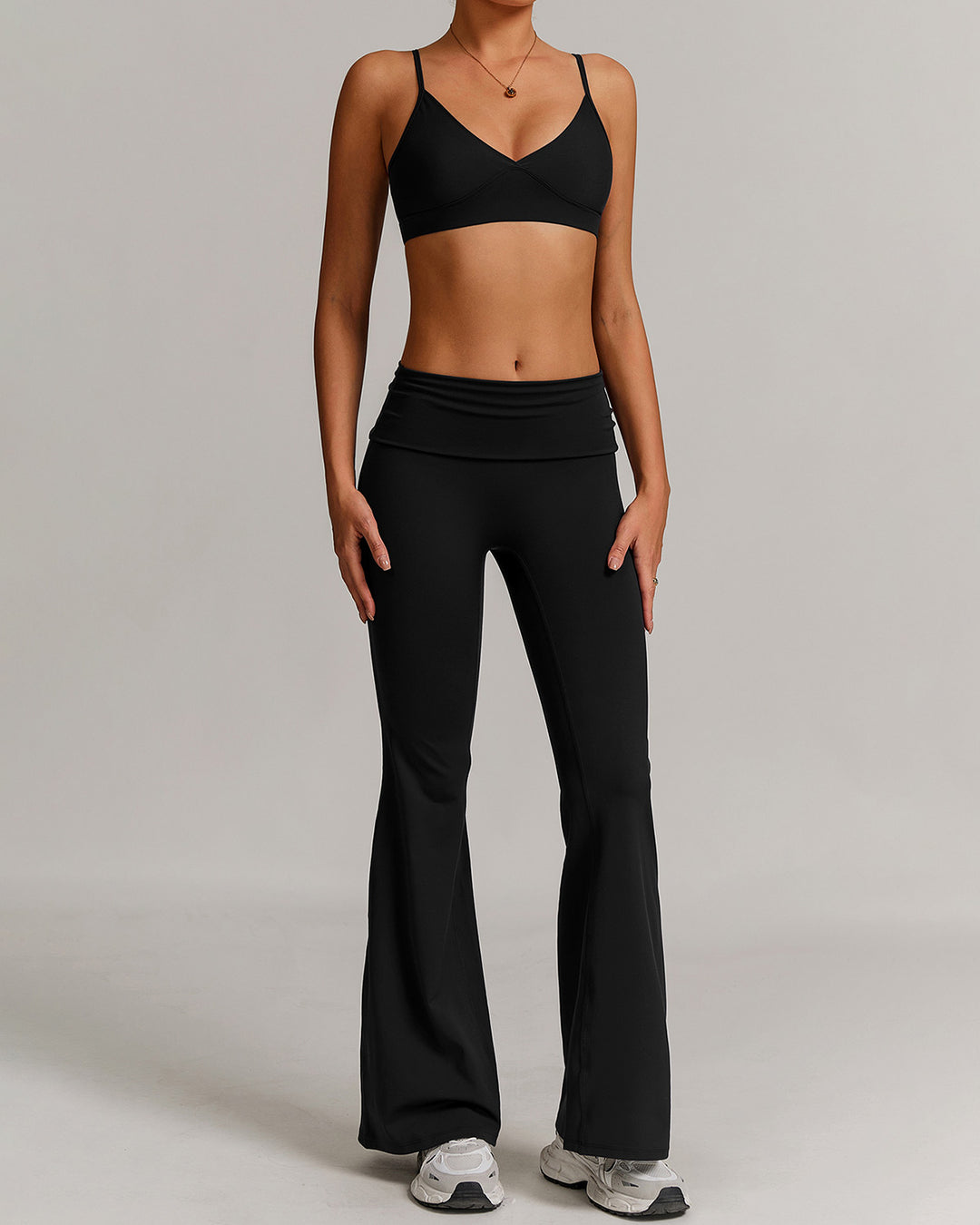Thalassa Sports Bra - Black