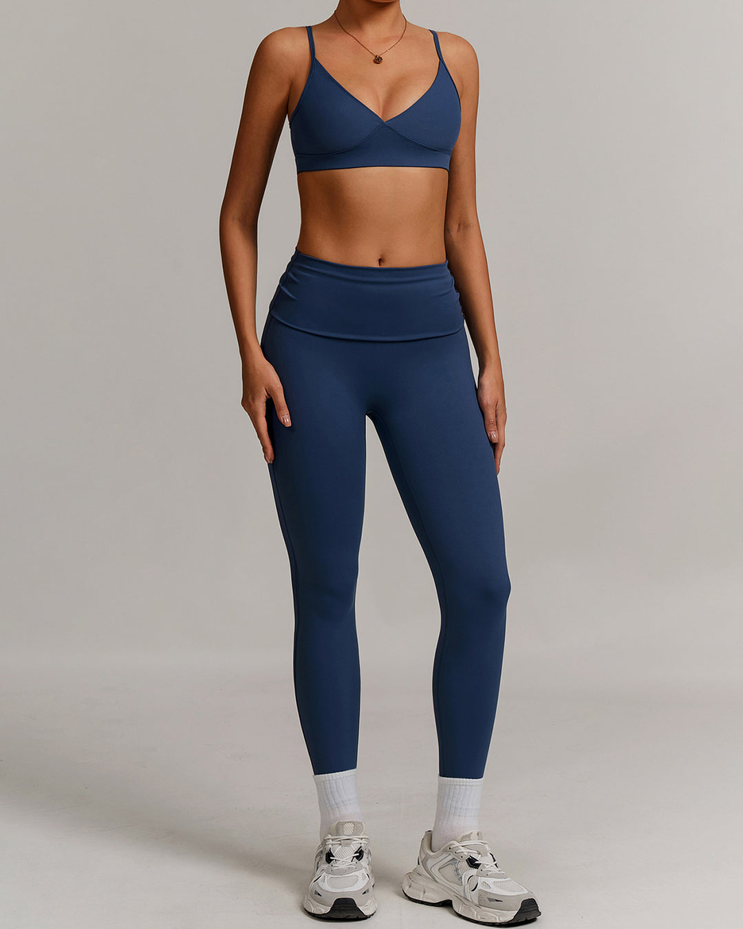 Thalassa Sports Bra - Navy