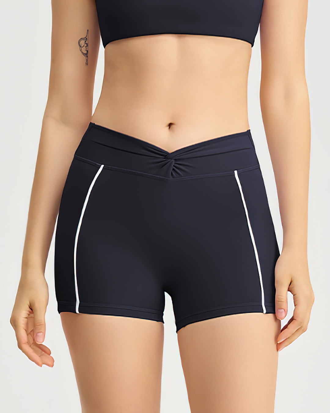 Xanthe Seamless Shorts - Black