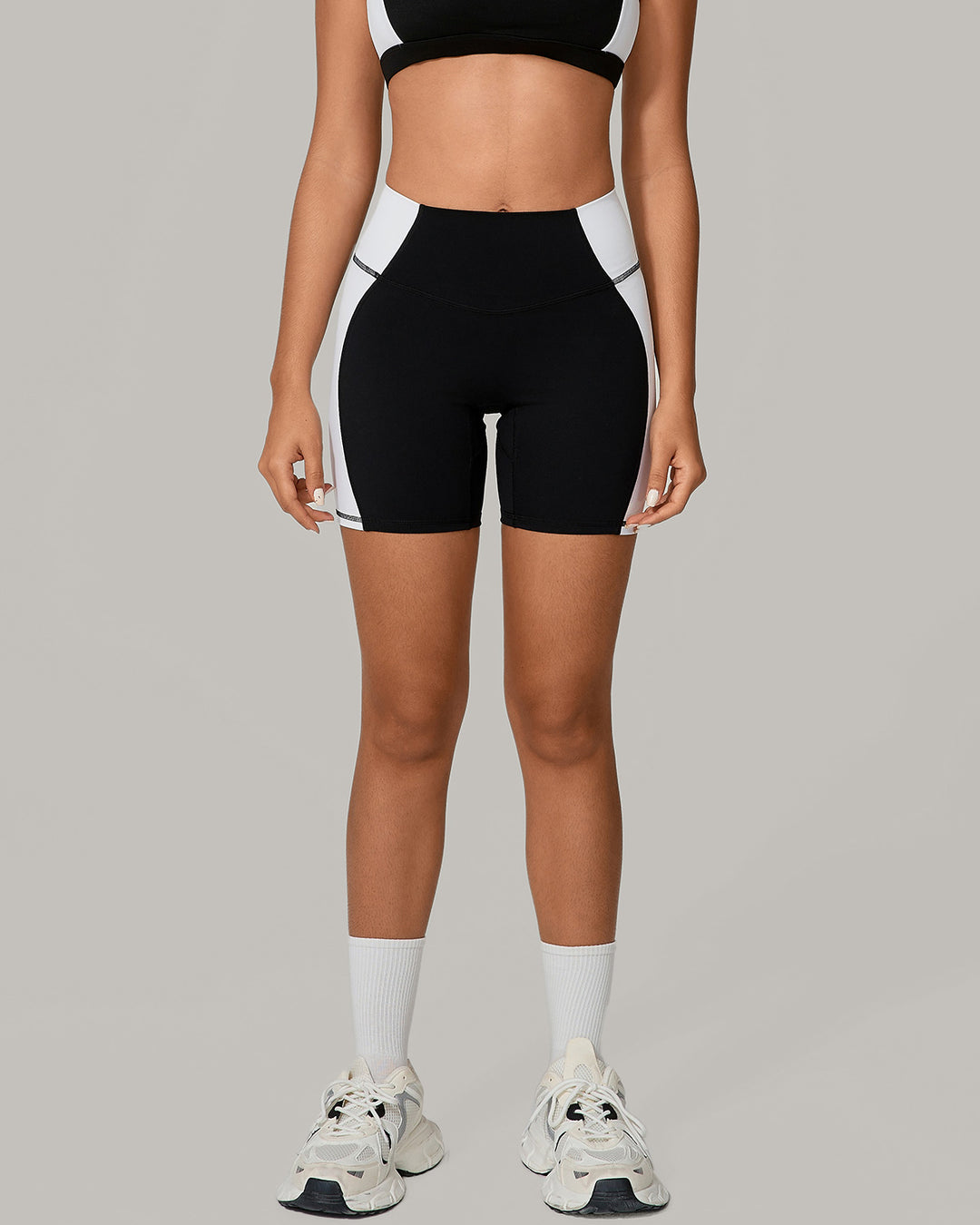 Xanthia Seamless Shorts - Black
