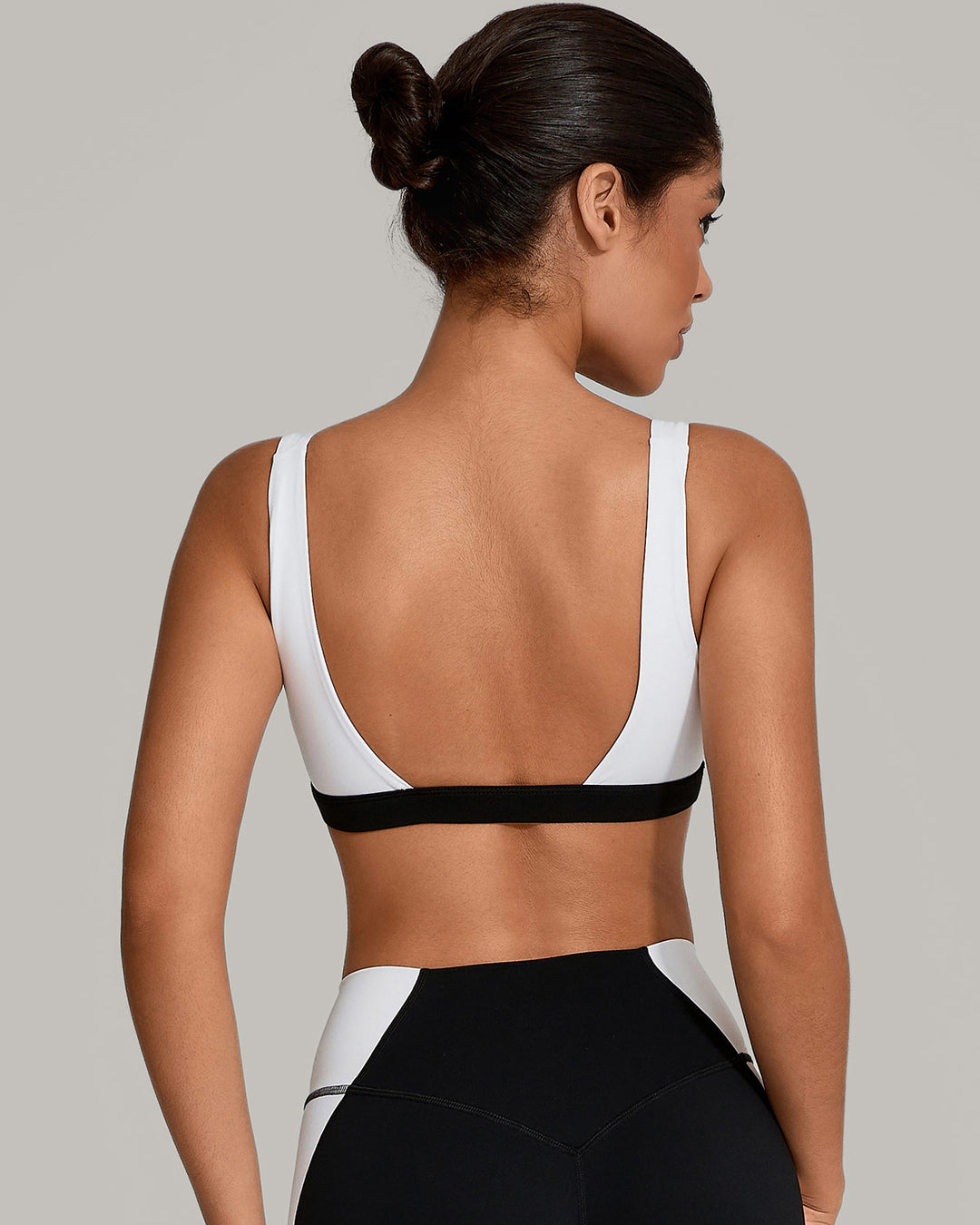 Xanthia Sports Bra - Black