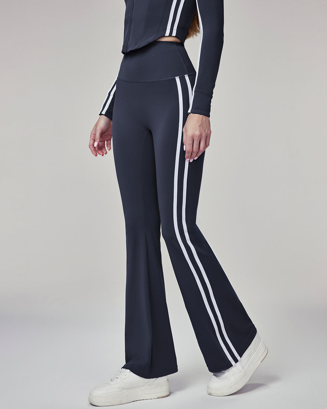 Xyla Flare Leggings - Navy