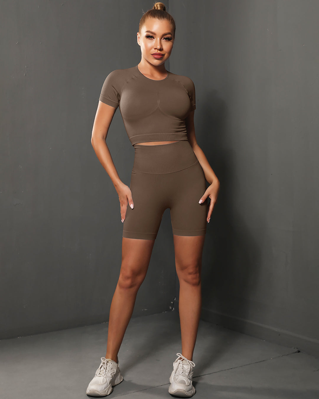 Ella Seamless Shorts - Brown