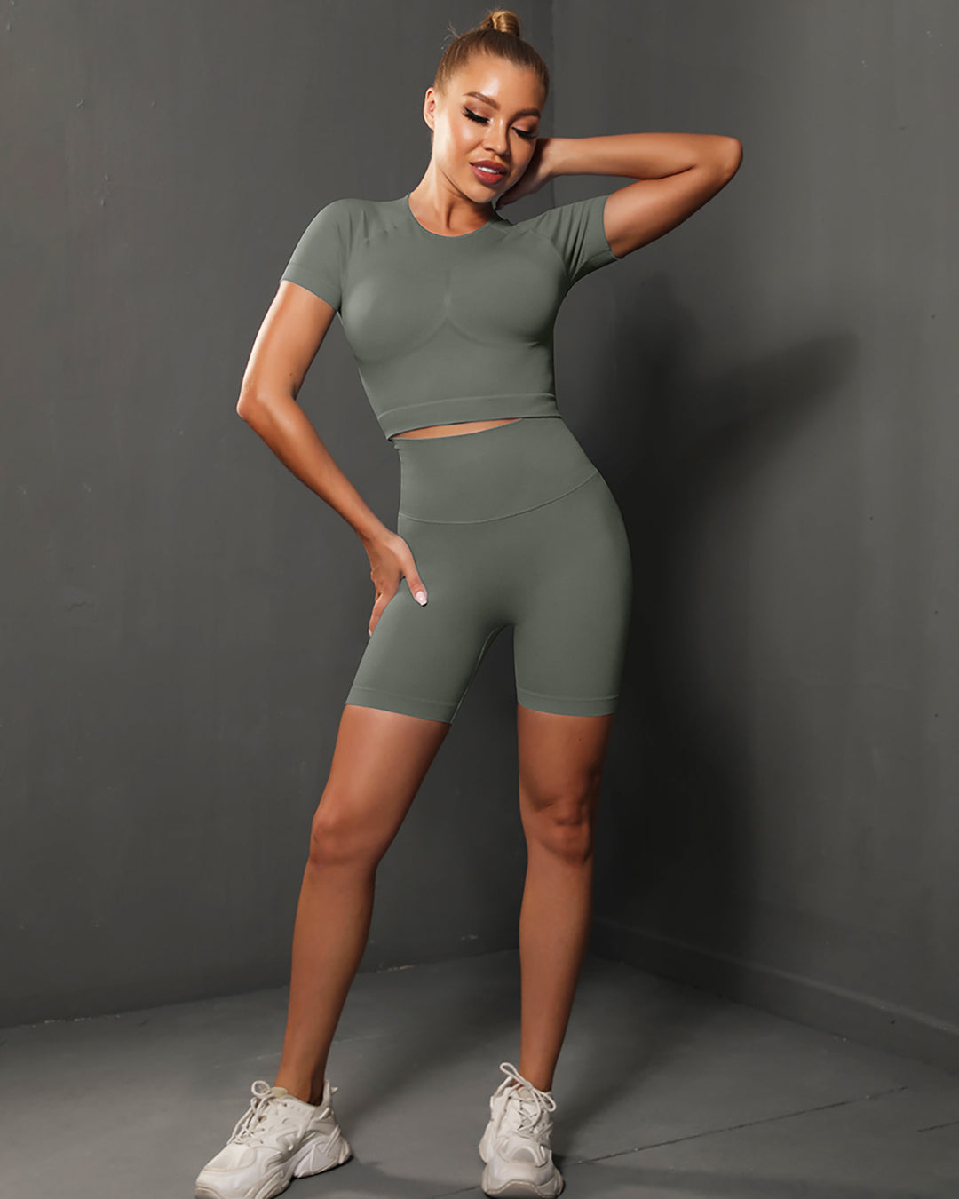 Ella Seamless Shorts - Kelp